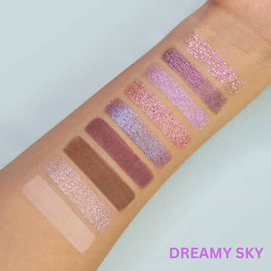Chibi Manga 9 Color Eyeshadow Palette - Dreamy Sky