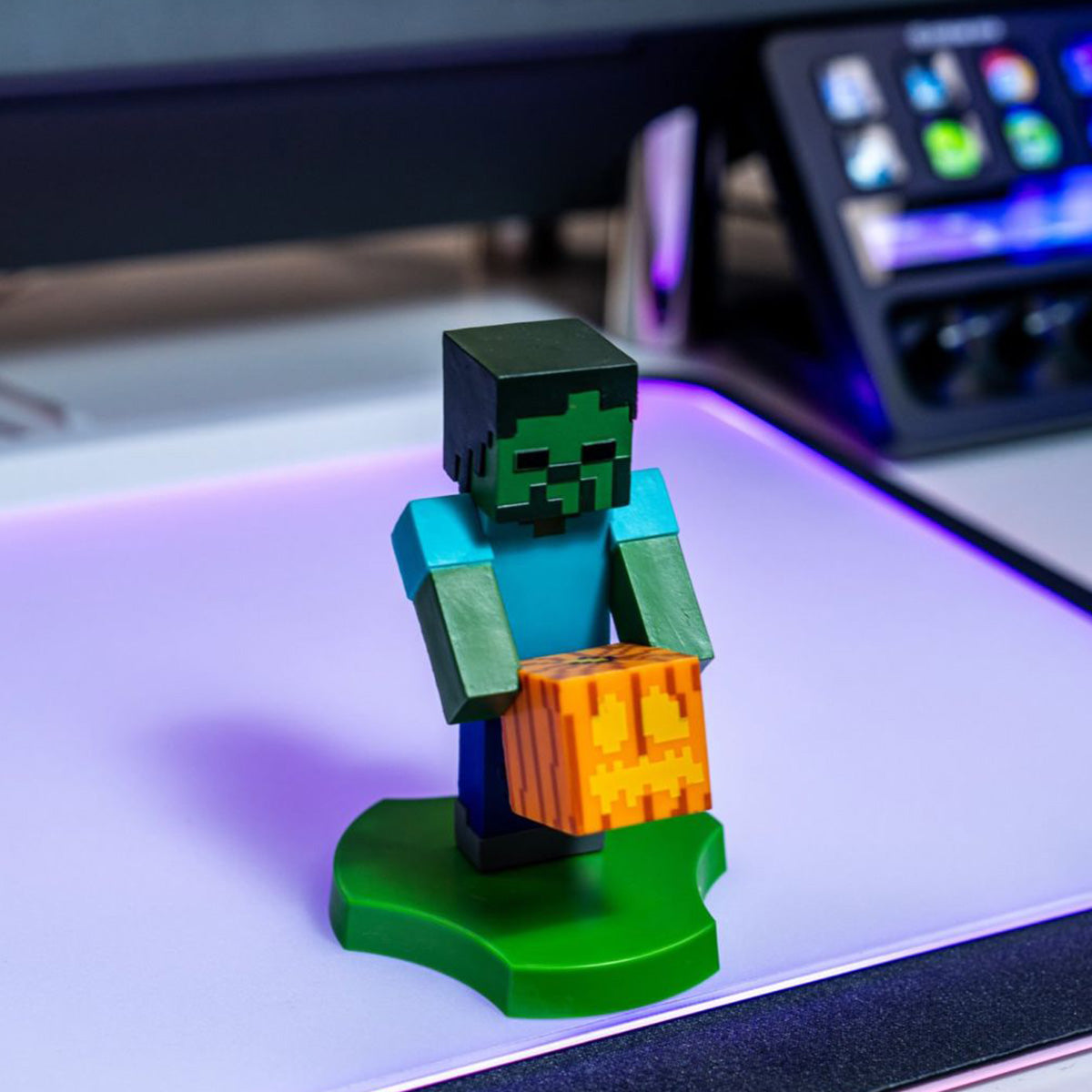 Cable Guys Holdem Minecraft Zombie
