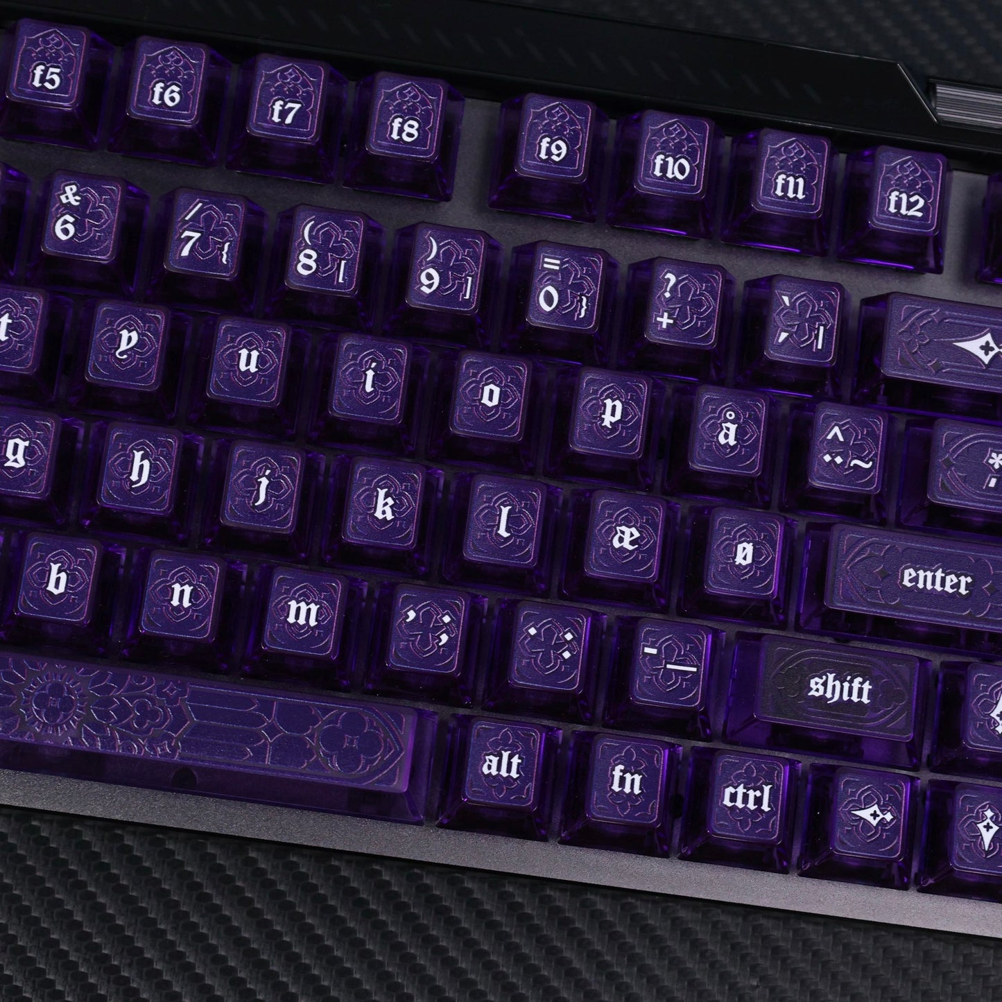 Gohtic Violet Amethyst | Appaz keycap set | Danish, Norwegian and Swedish