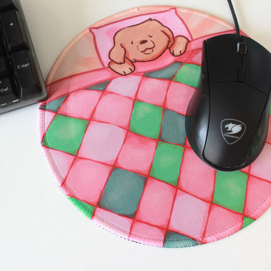 Round mouse pad with dog under the blanket